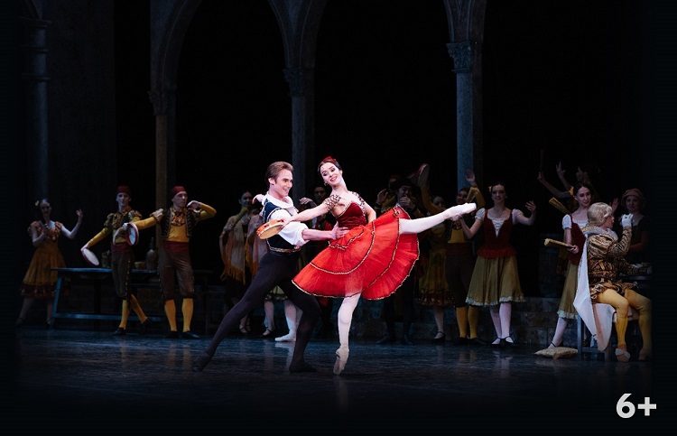Фото: Балетные выступления Астраханский театр оперы и балета